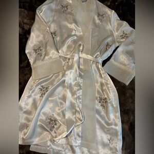 Morgan Taylor boudoir robe